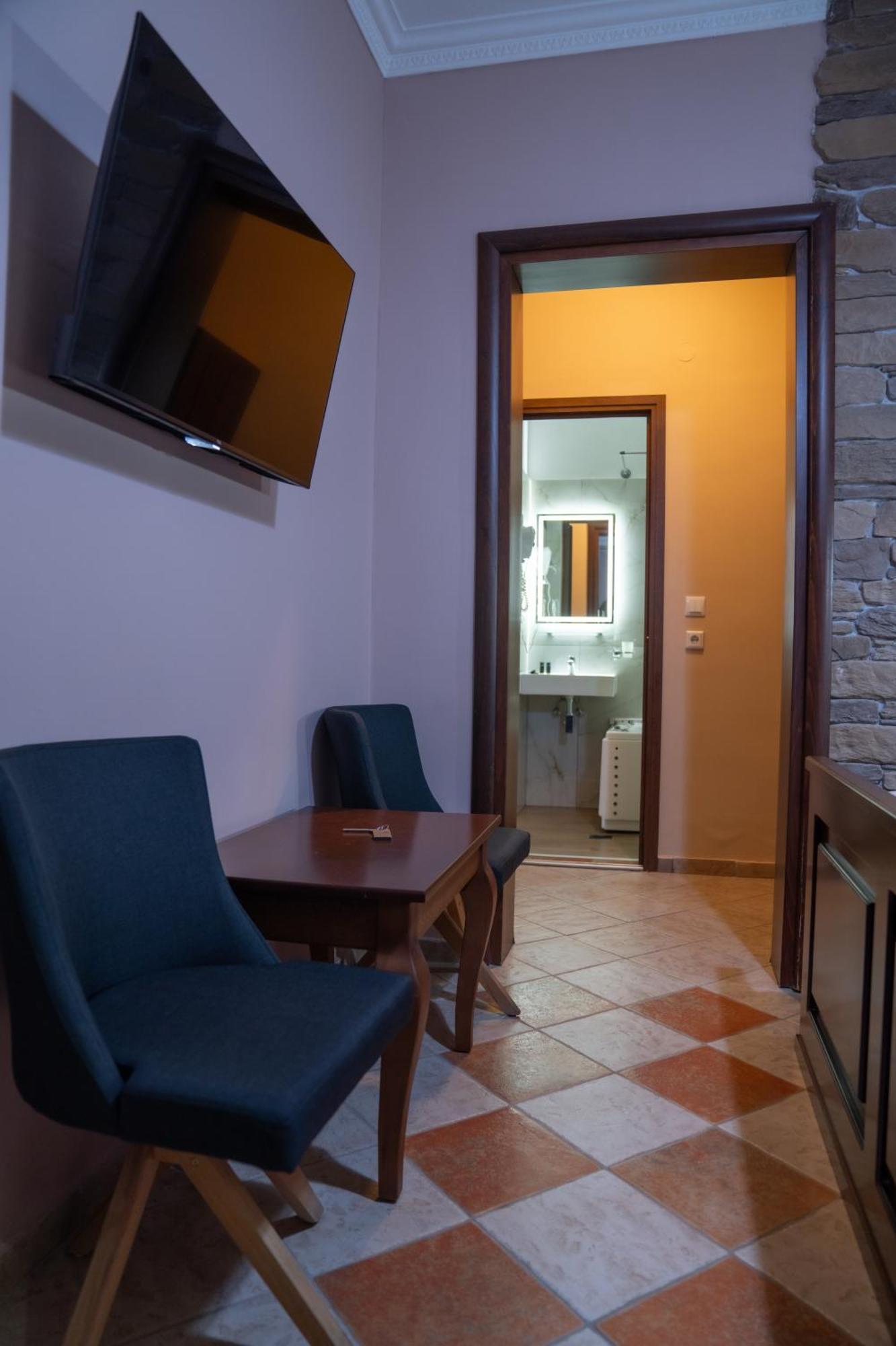 Káto Loutrákion Kallinikos Guesthouse מראה חיצוני תמונה