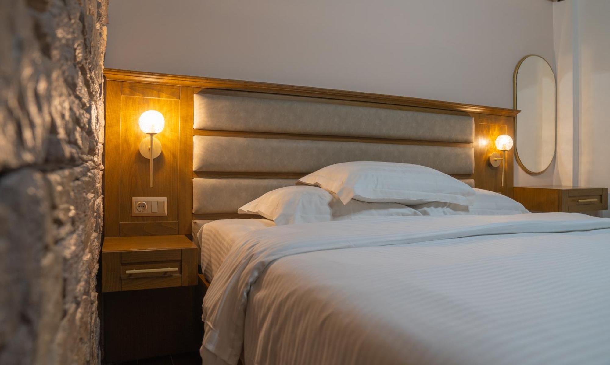 Káto Loutrákion Kallinikos Guesthouse מראה חיצוני תמונה