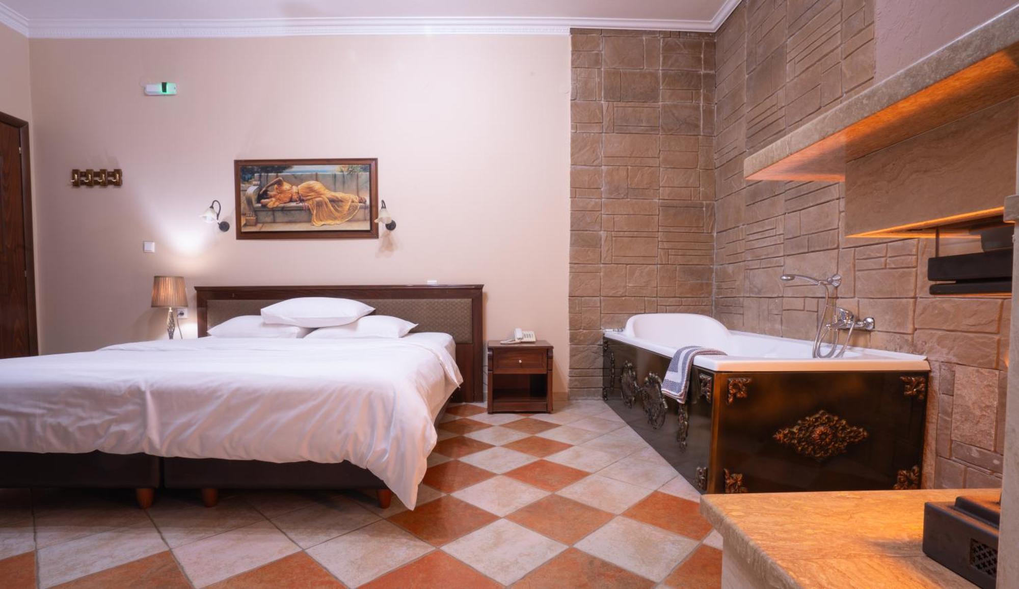 Káto Loutrákion Kallinikos Guesthouse מראה חיצוני תמונה