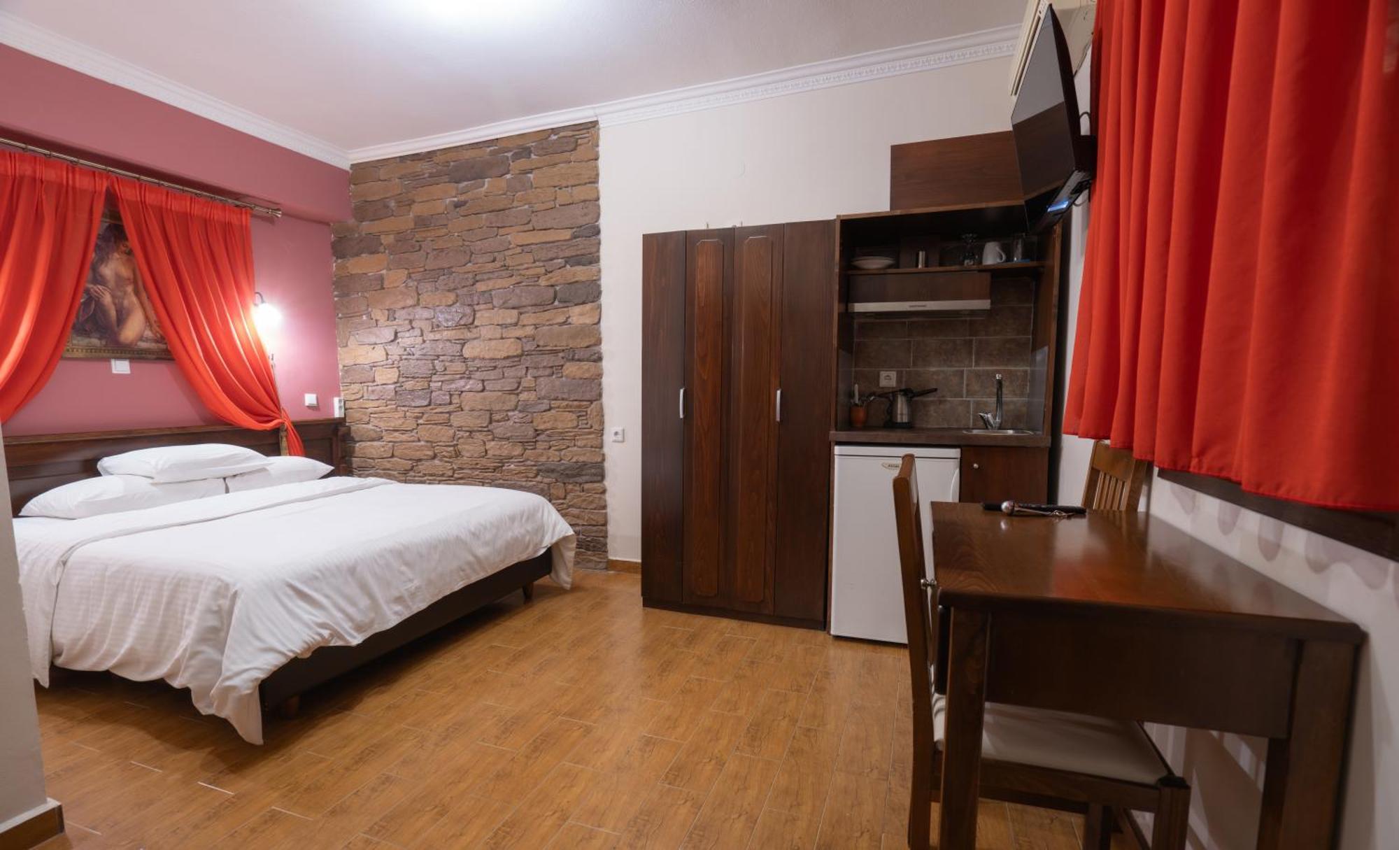 Káto Loutrákion Kallinikos Guesthouse מראה חיצוני תמונה