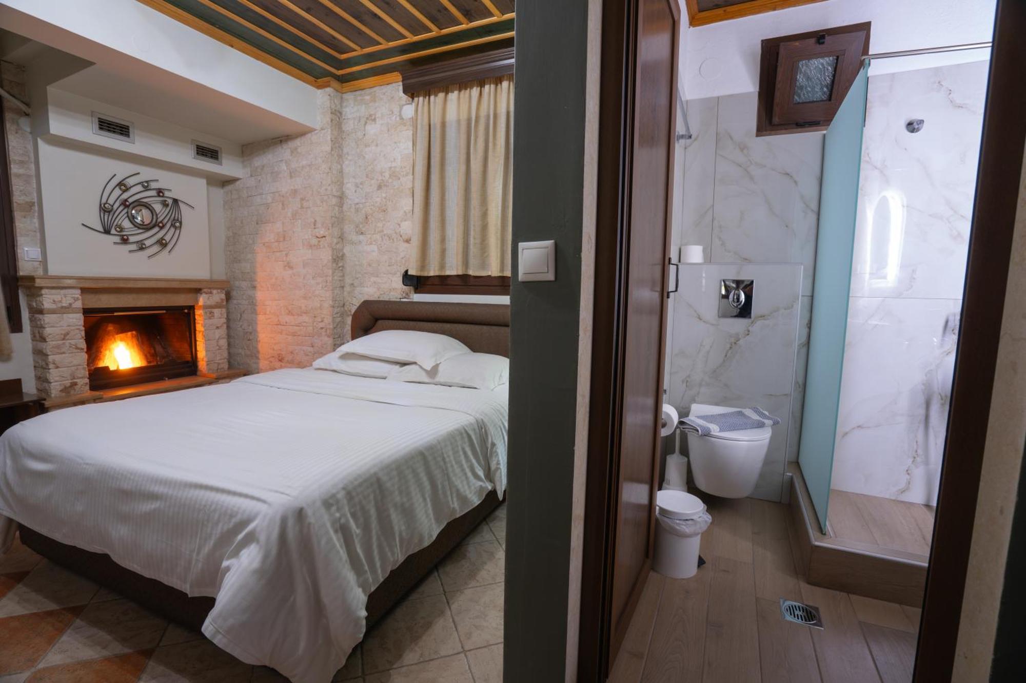 Káto Loutrákion Kallinikos Guesthouse מראה חיצוני תמונה