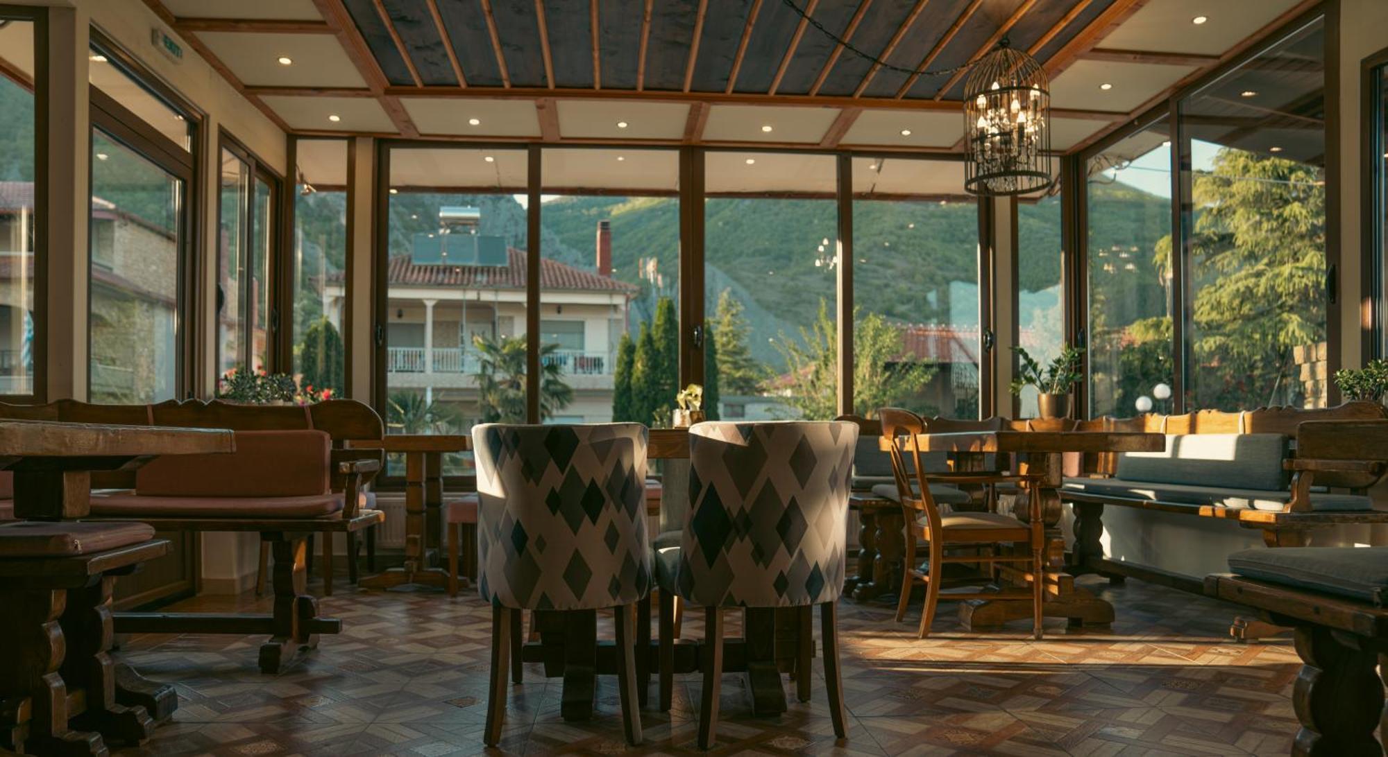 Káto Loutrákion Kallinikos Guesthouse מראה חיצוני תמונה