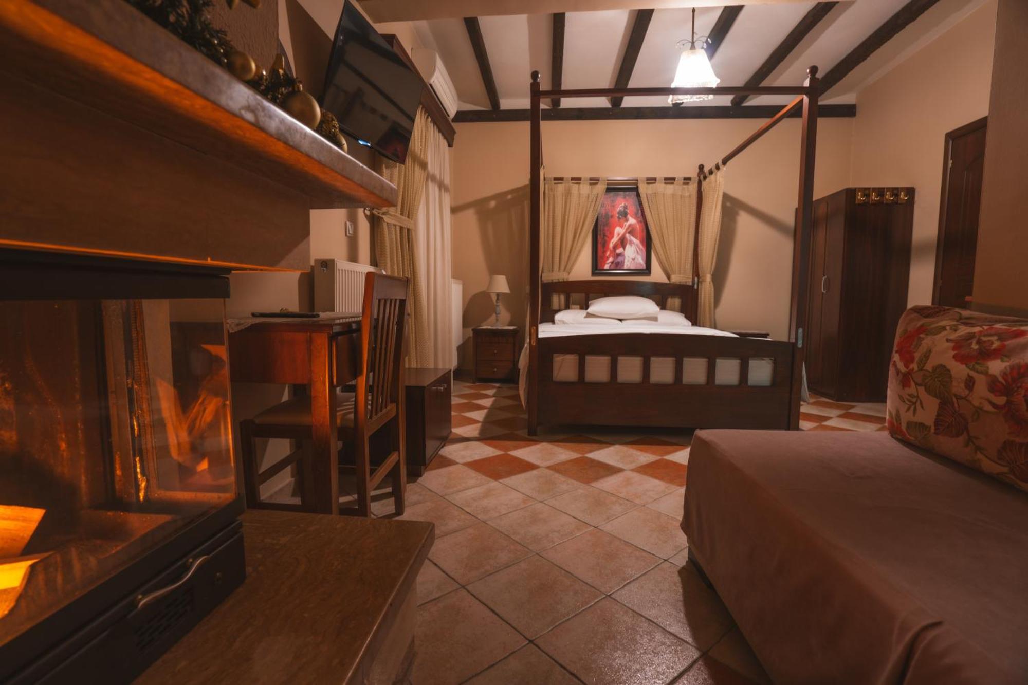 Káto Loutrákion Kallinikos Guesthouse מראה חיצוני תמונה