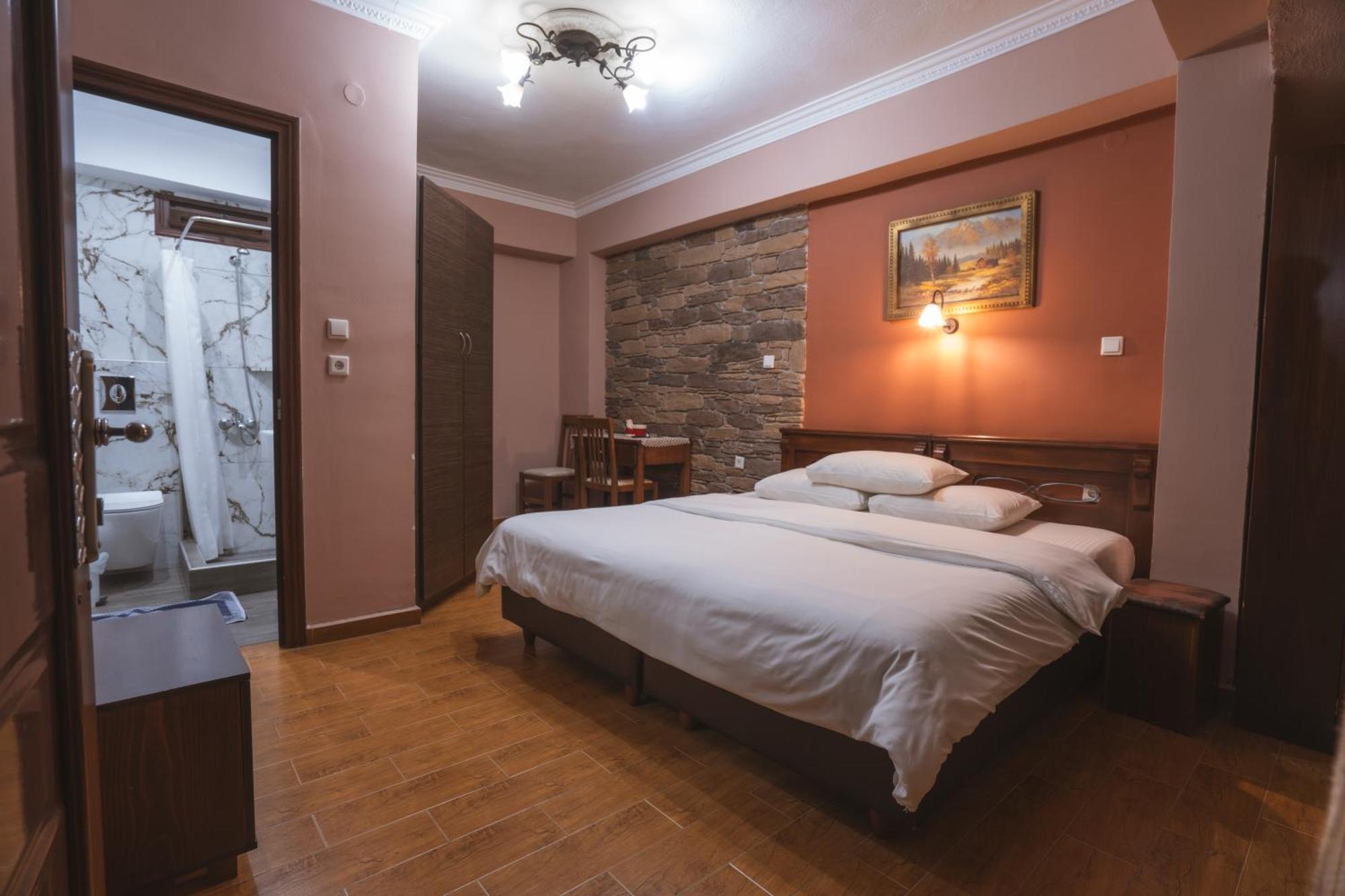 Káto Loutrákion Kallinikos Guesthouse מראה חיצוני תמונה